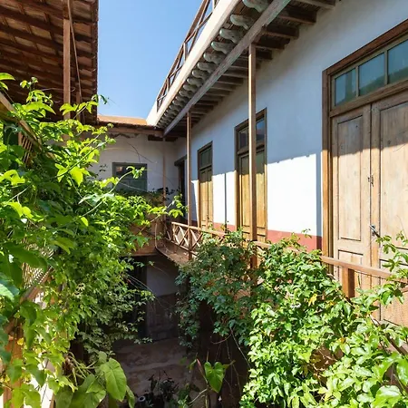 La Muralla Alcala (Tenerife)